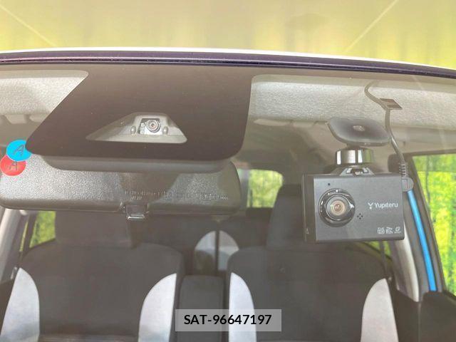 Daihatsu CAST 2017-11 6903105-2