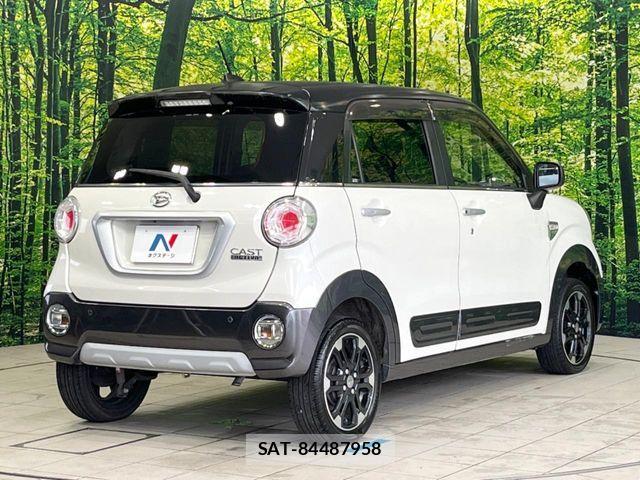 Daihatsu CAST 2019-07 7215915-16