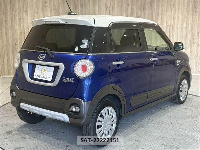 Daihatsu CAST 2015-10 7215911-15