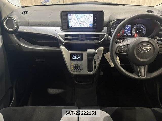 Daihatsu CAST 2015-10 7215911-2
