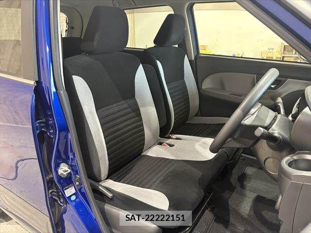 Daihatsu CAST 2015-10 7215911-6