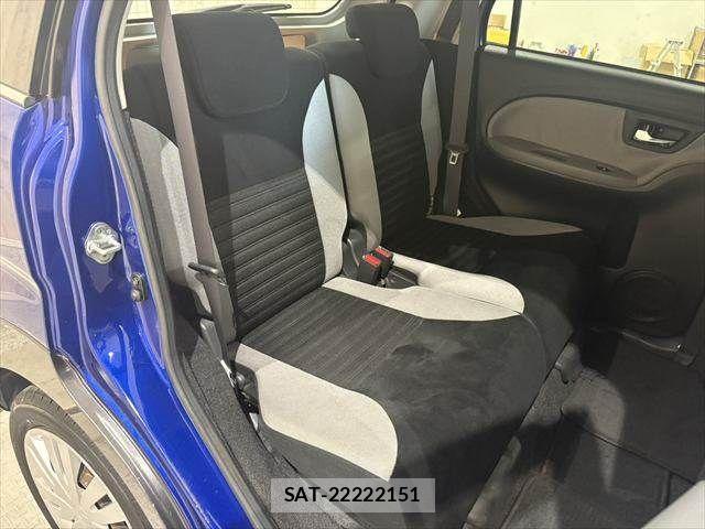 Daihatsu CAST 2015-10 7215911-7
