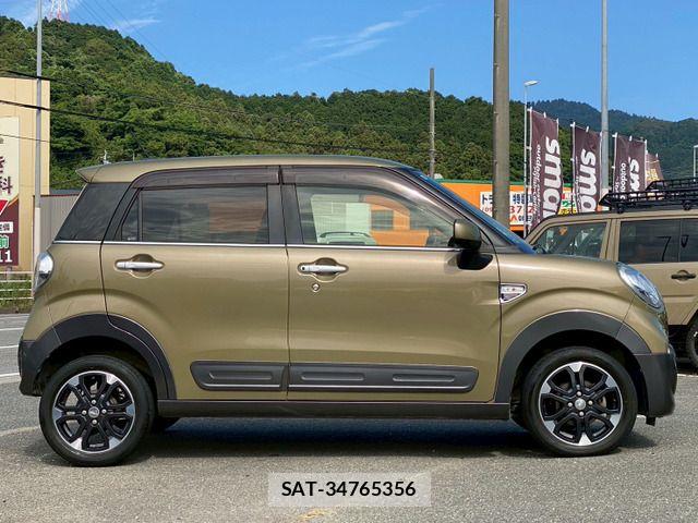 Daihatsu CAST 2017-10 7215914-4