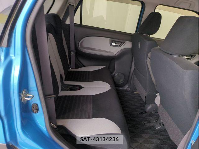 Daihatsu CAST 2015-11 7250089-26
