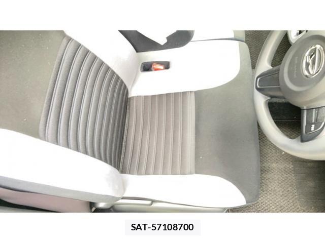 Daihatsu CAST 2015-09 7250081-6