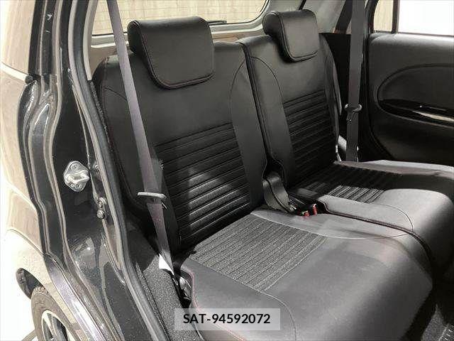 Daihatsu CAST 2016-07 7357118-9