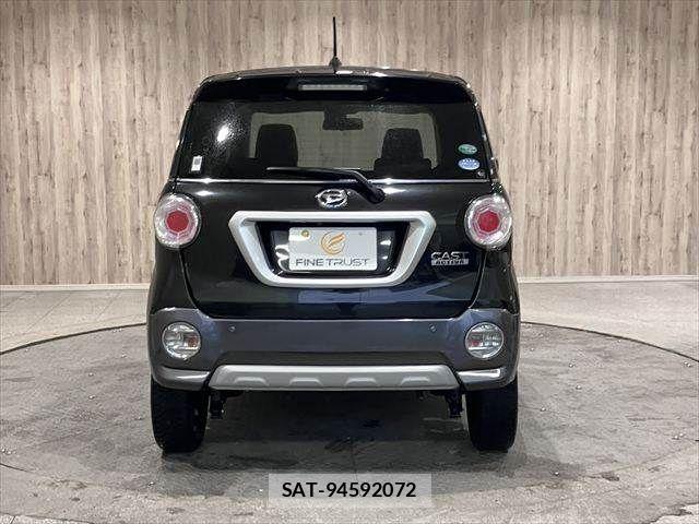 Daihatsu CAST 2016-07 7357118-19