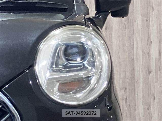 Daihatsu CAST 2016-07 7357118-24