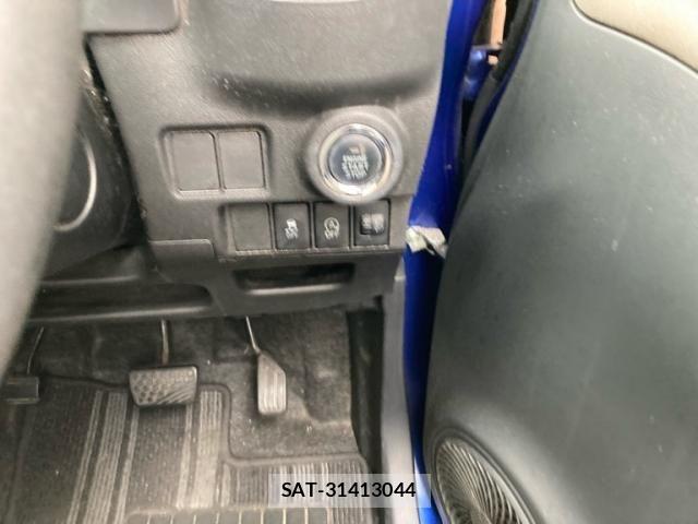 Daihatsu CAST 2017-03 7615428-12