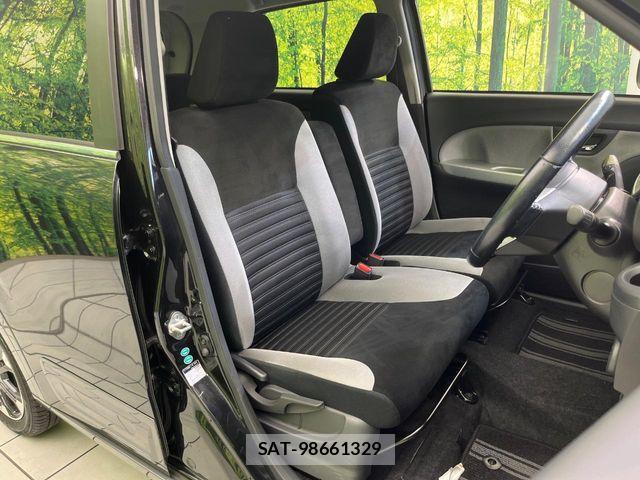 Daihatsu CAST 2015-12 8206771-8