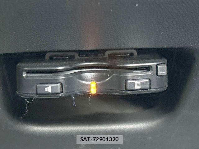 Daihatsu CAST 2015-11 8206772-8