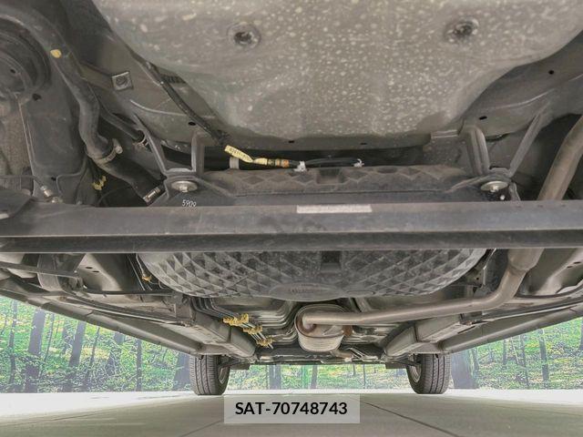Daihatsu CAST 2015-09 8206770-18