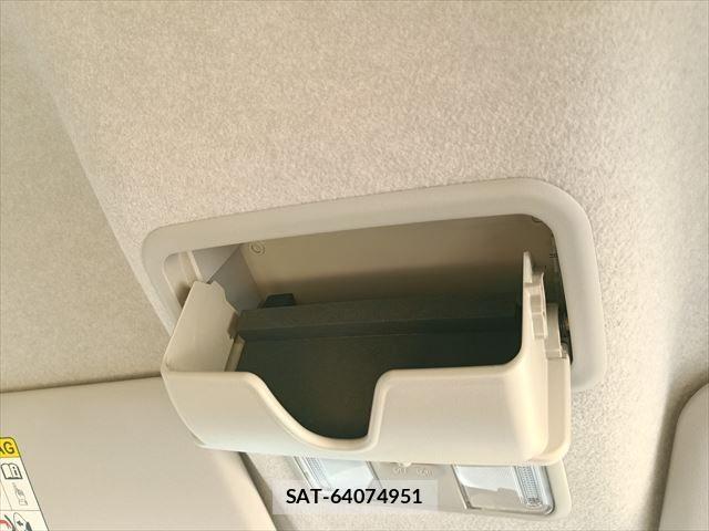 Daihatsu CAST 2019-07 8365092-24