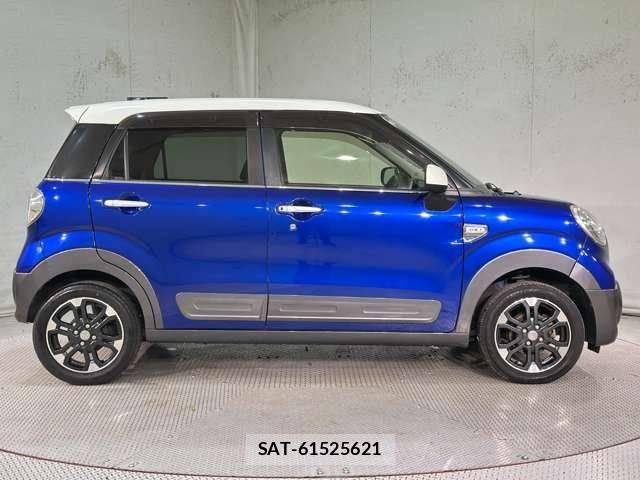 Daihatsu CAST 2016-03 8561382-3