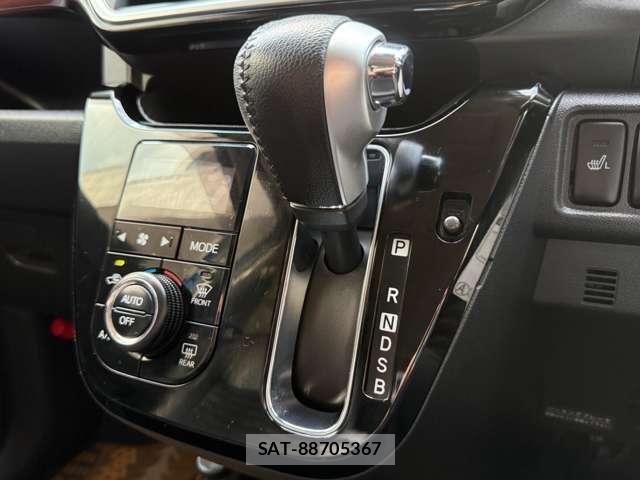 Daihatsu CAST 2017-12 8626117-12