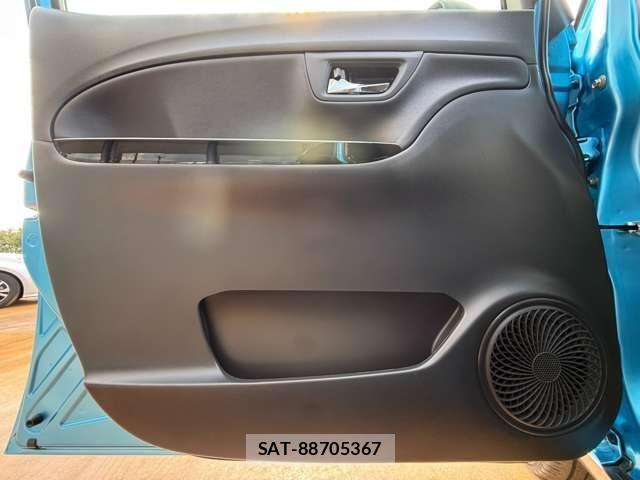 Daihatsu CAST 2017-12 8626117-25