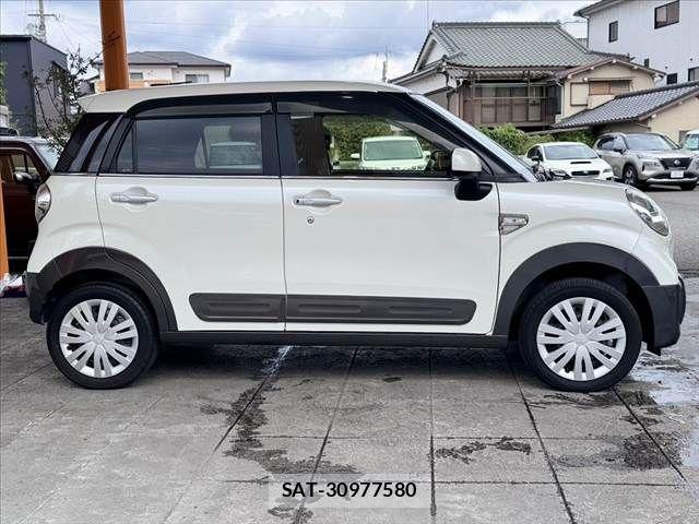 Daihatsu CAST 2017-11 8828190-10