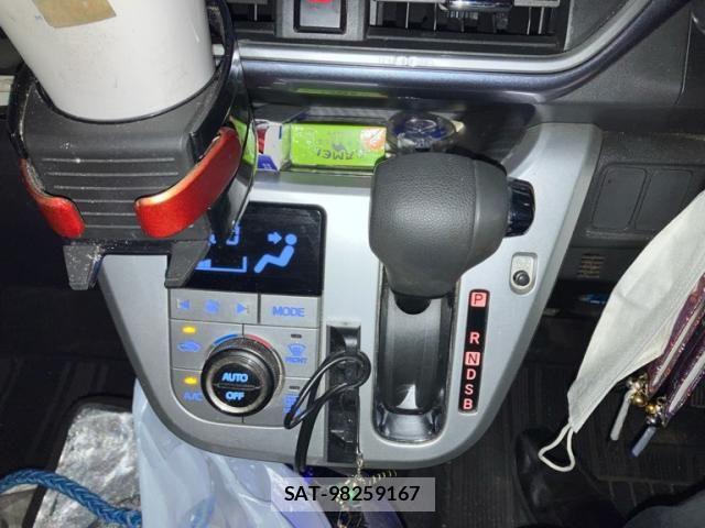 Daihatsu CAST 2015-09 8848440-18
