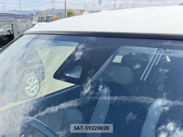 Daihatsu CAST 2015-10 8879052-8