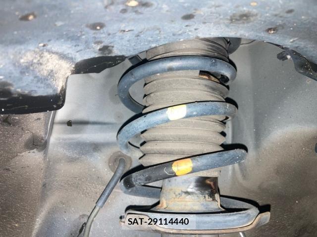Daihatsu CAST 2015-09 8879056-3