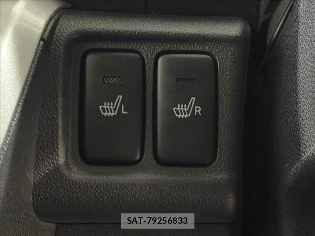 Daihatsu CAST 2018-12 8879054-6