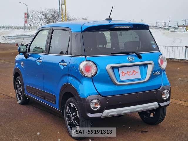 Daihatsu CAST 2015-12 4933452-3
