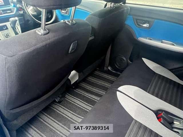 Daihatsu CAST 2015-11 6675326-23