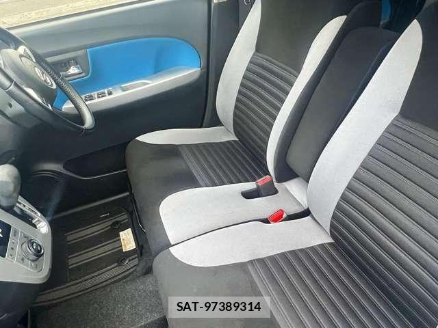 Daihatsu CAST 2015-11 6675326-24