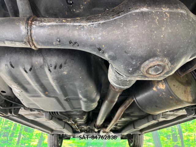 Daihatsu CAST 2016-08 7215916-18