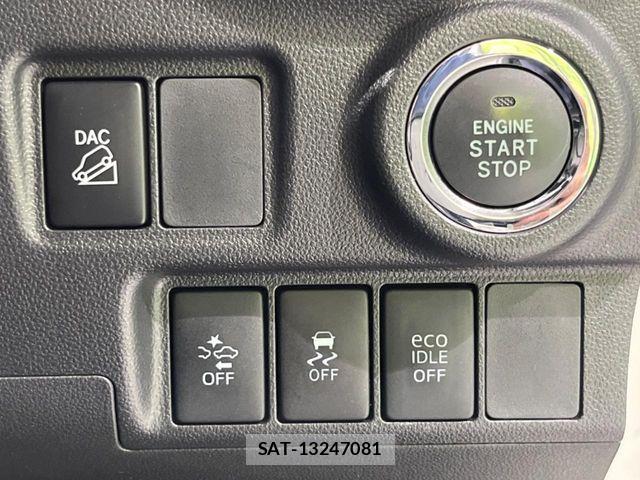 Daihatsu CAST 2015-11 8206774-5