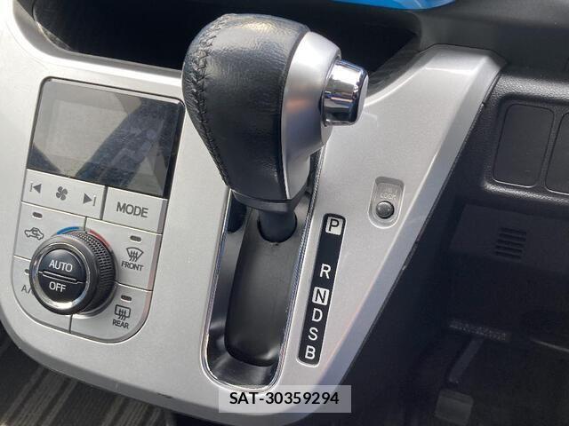 Daihatsu CAST 2017-03 8244818-10