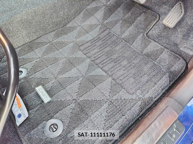 Daihatsu CAST 2017-05 8244819-21