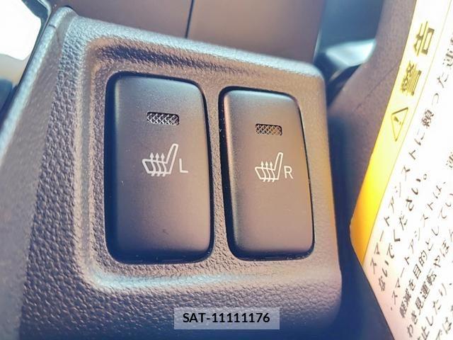 Daihatsu CAST 2017-05 8244819-27