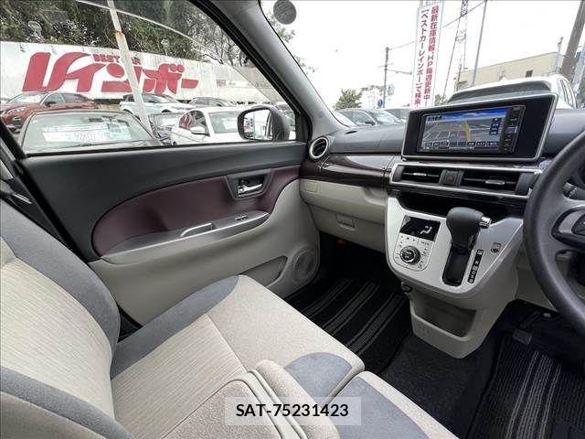 Daihatsu CAST 2015-11 1495588-16