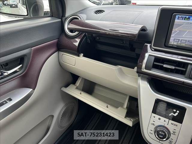 Daihatsu CAST 2015-11 1495588-17