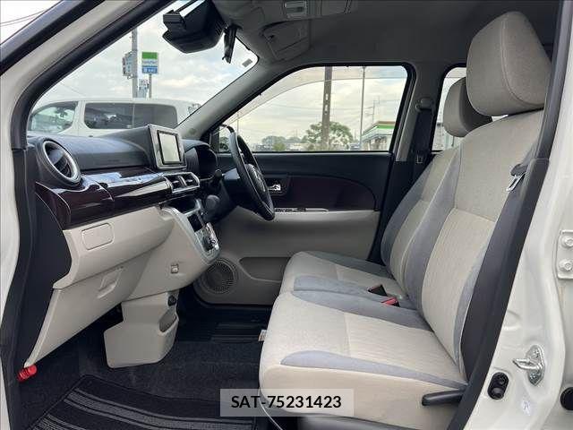 Daihatsu CAST 2015-11 1495588-7
