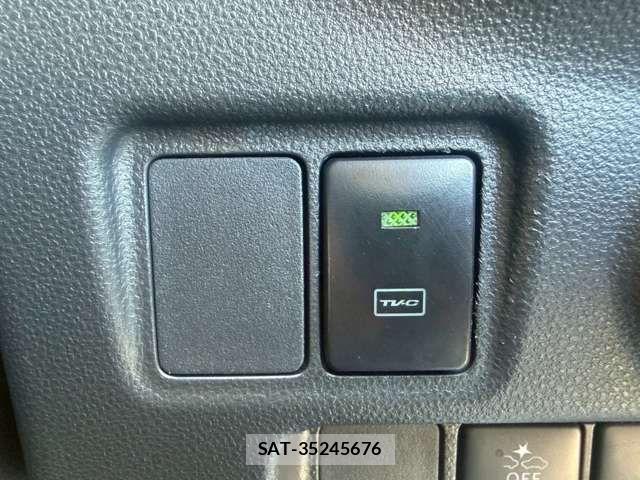 Daihatsu CAST 2018-01 6544411-7