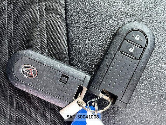 Daihatsu CAST 2017-08 6675329-25