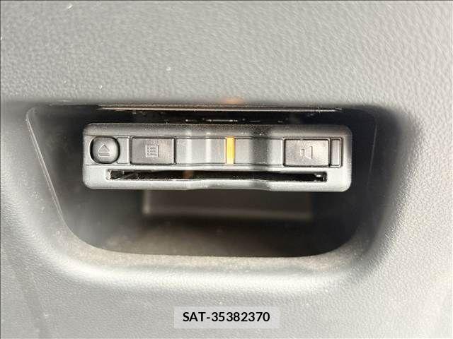 Daihatsu CAST 2019-01 6715809-3