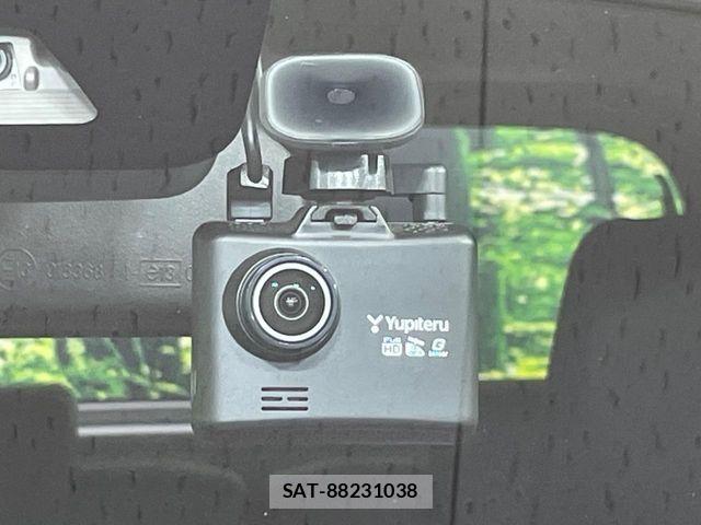 Daihatsu CAST 2017-08 6715810-6