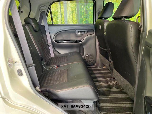 Daihatsu CAST 2015-11 7561929-9
