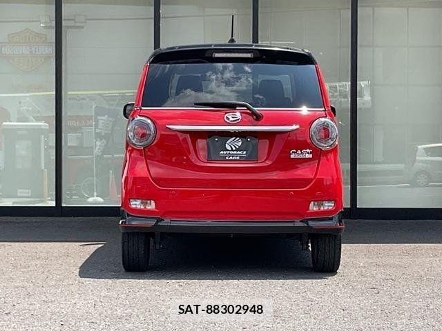 Daihatsu CAST 2017-02 8034775-5