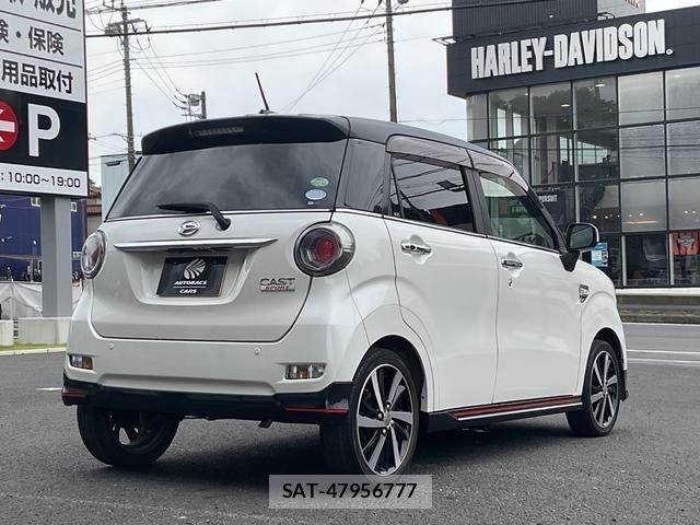 Daihatsu CAST 2017-05 8244820-2