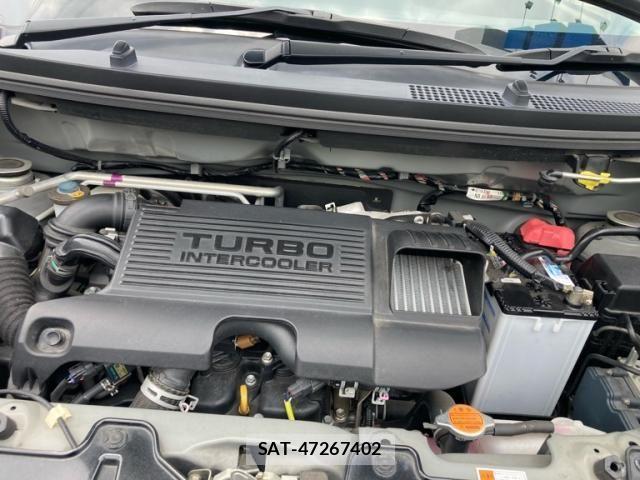 Daihatsu CAST 2020-01 8244821-11