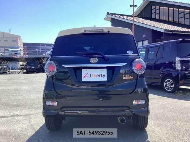 Daihatsu CAST 2016-09 8365097-6