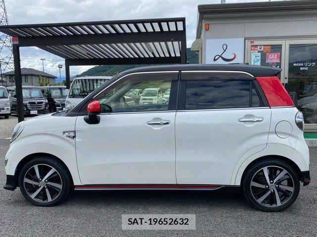 Daihatsu CAST 2015-12 8524027-8