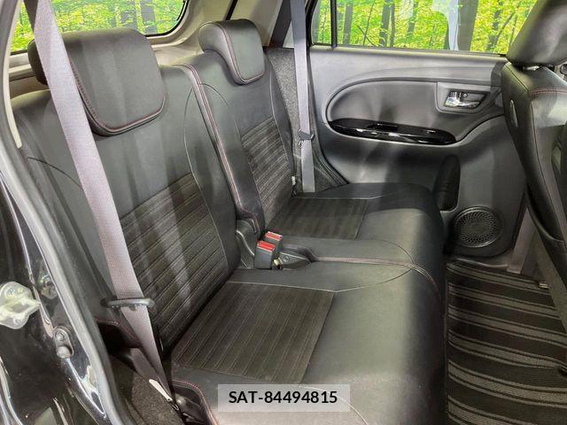 Daihatsu CAST 2015-10 8561384-8