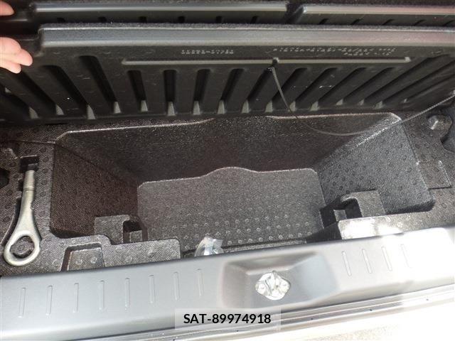 Daihatsu CAST 2015-12 8658384-24