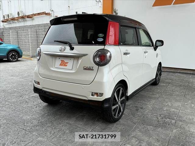 Daihatsu CAST 2015-11 8741099-14