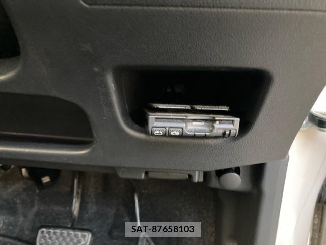 Daihatsu CAST 2016-07 8848439-15